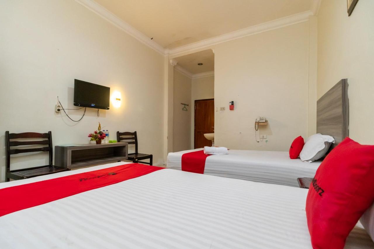 Hotel Reddoorz @ Pematang Siantar Exterior foto