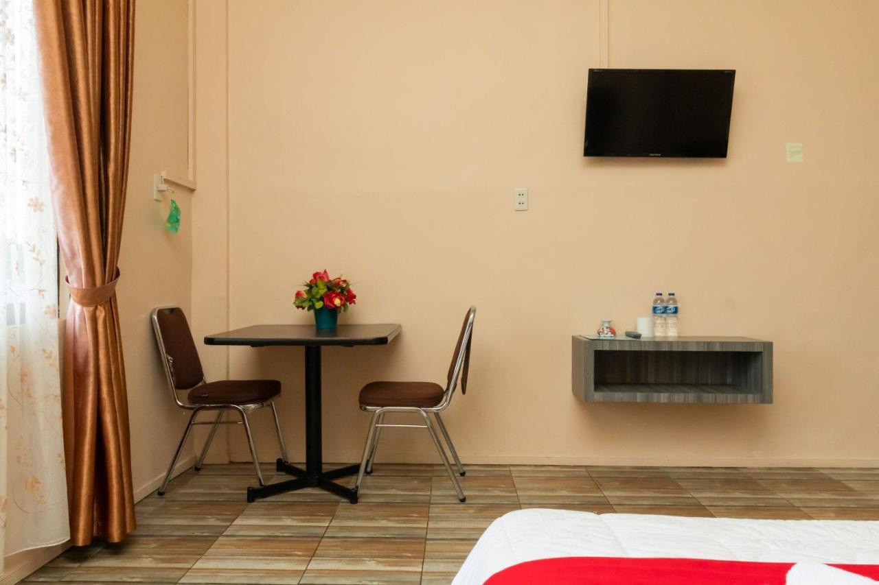 Hotel Reddoorz @ Pematang Siantar Exterior foto